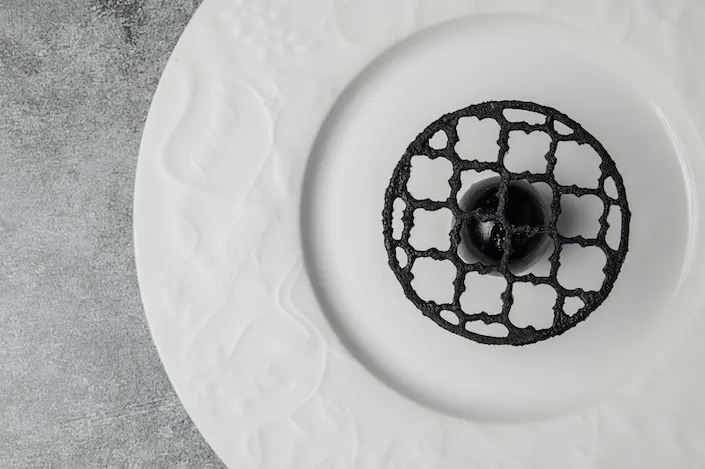 O2 Restaurant - панорамный ресторан на крыше отеля The Carlton, Moscow